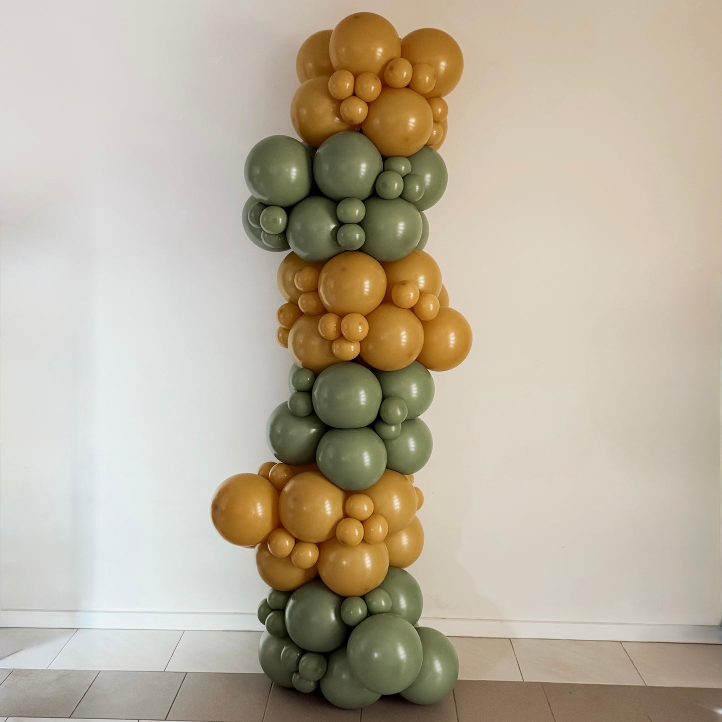 Organic Balloon Column