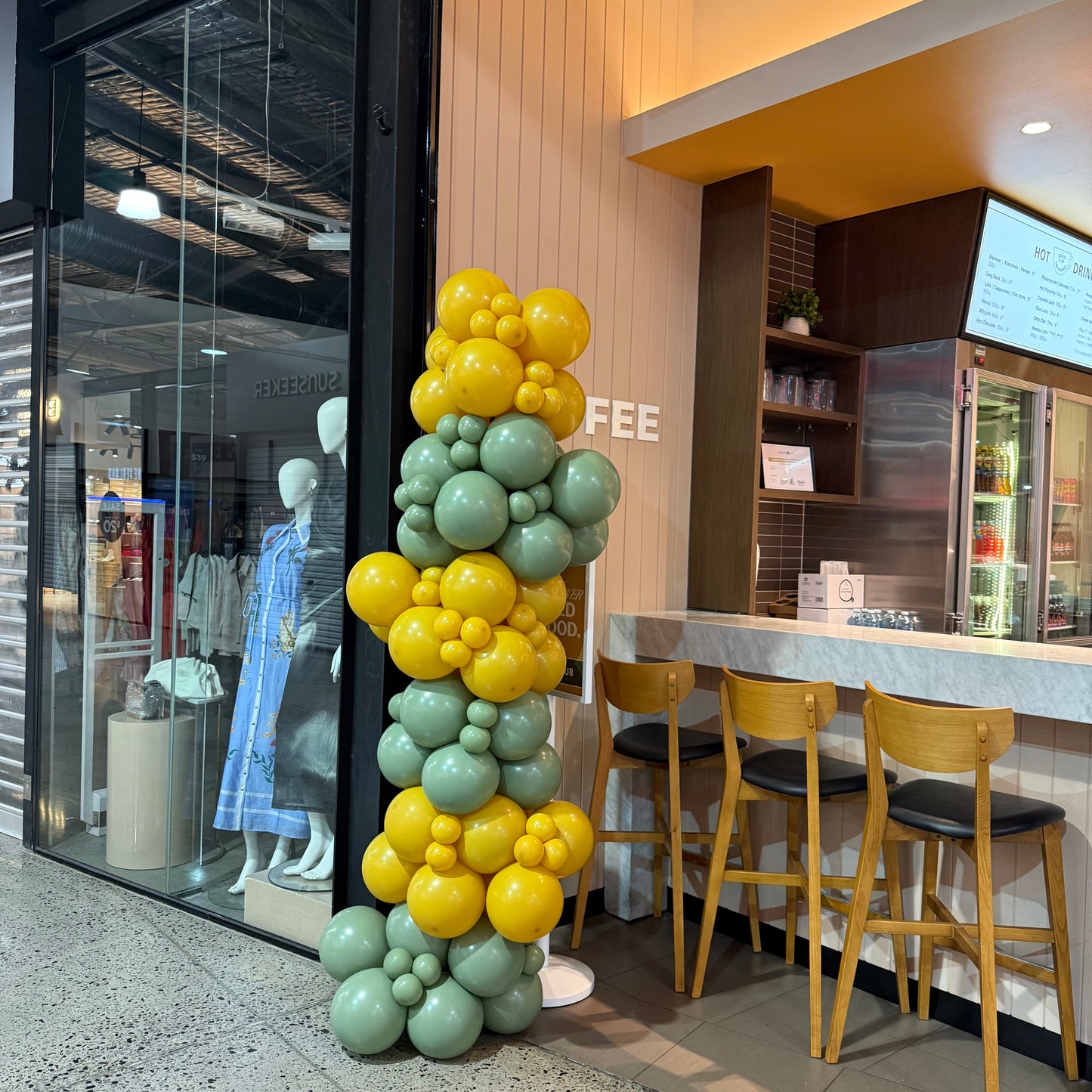 Organic Balloon Column
