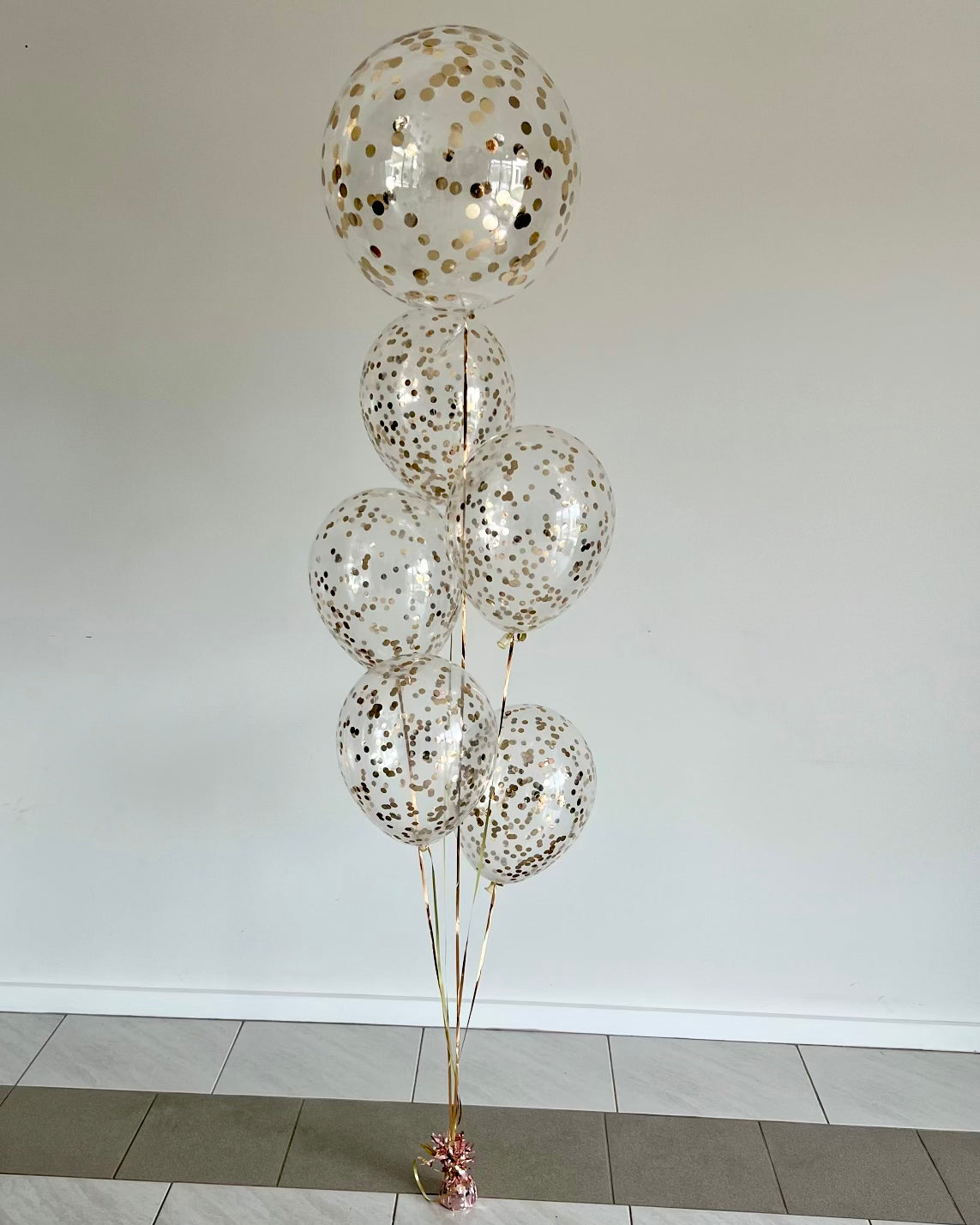 60cm Bubble Balloon with x5 28cm Confetti Helium Filled - Floor Length