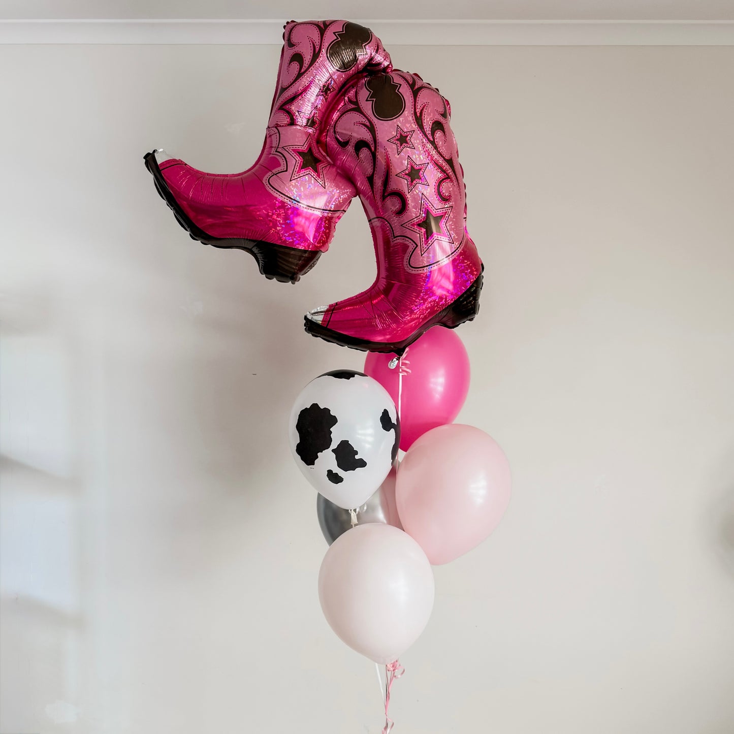 91cm Pink Cowgirl Rodeo Boot with 5 Helium Filled Balloons - Floor Length
