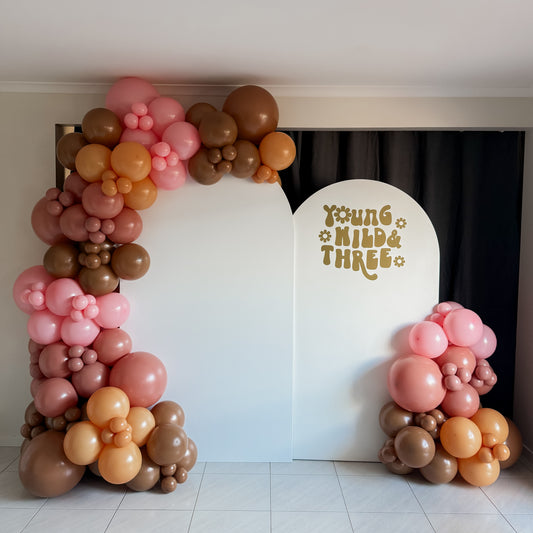 2m Arch & 1.8m Plain Backdrops with 3.5m Garland - HIRE ONLY