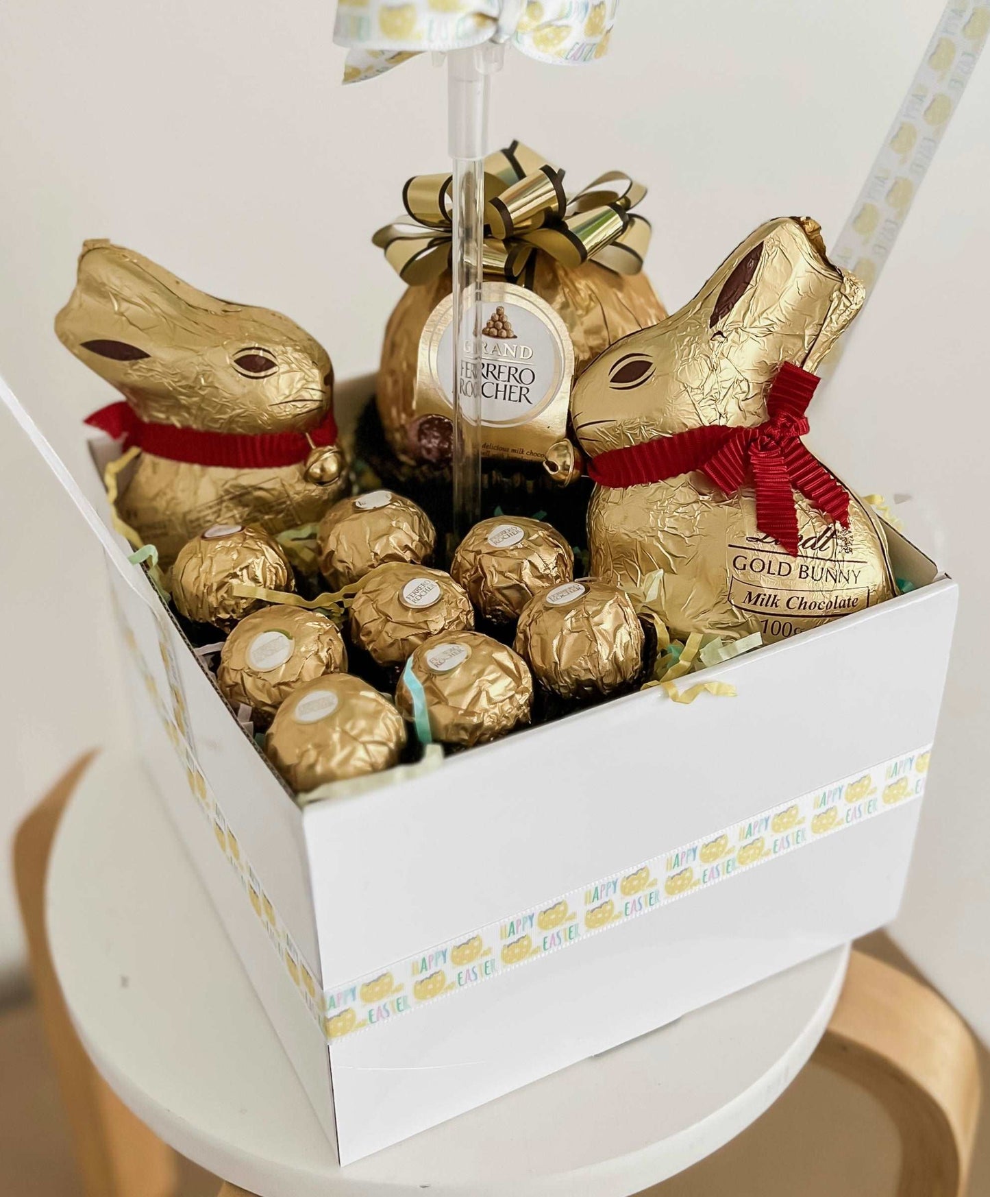 Happy Easter Lindt & Ferrero Rocher Balloon Gift Box